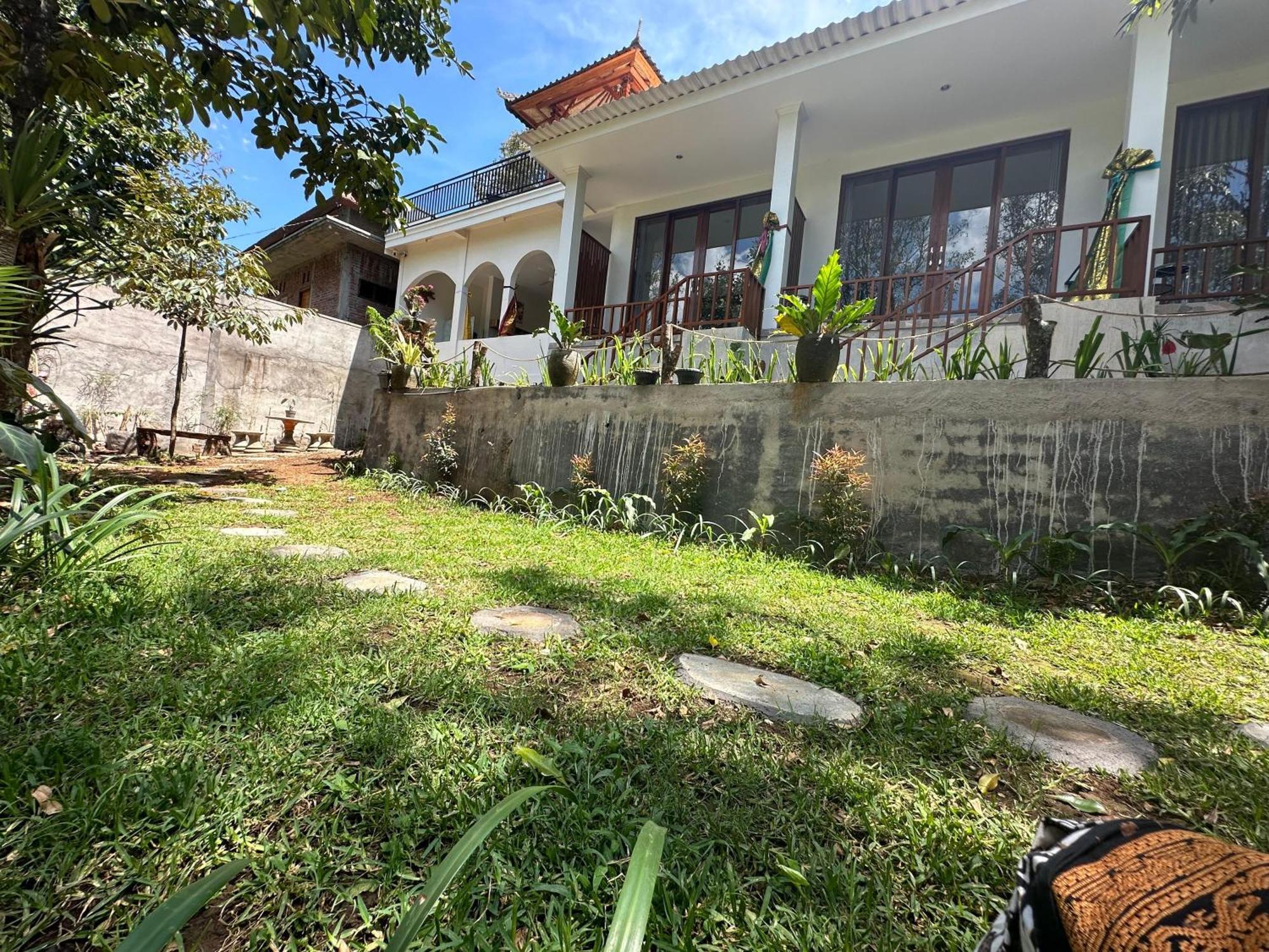 Umah Yugadi Bali Apartment Munduk  Exterior photo